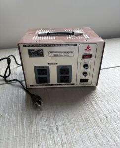 منظم جهد كهربائي أوتوماتيكي بالكامل (Fully Automatic AC Voltage Regulator)